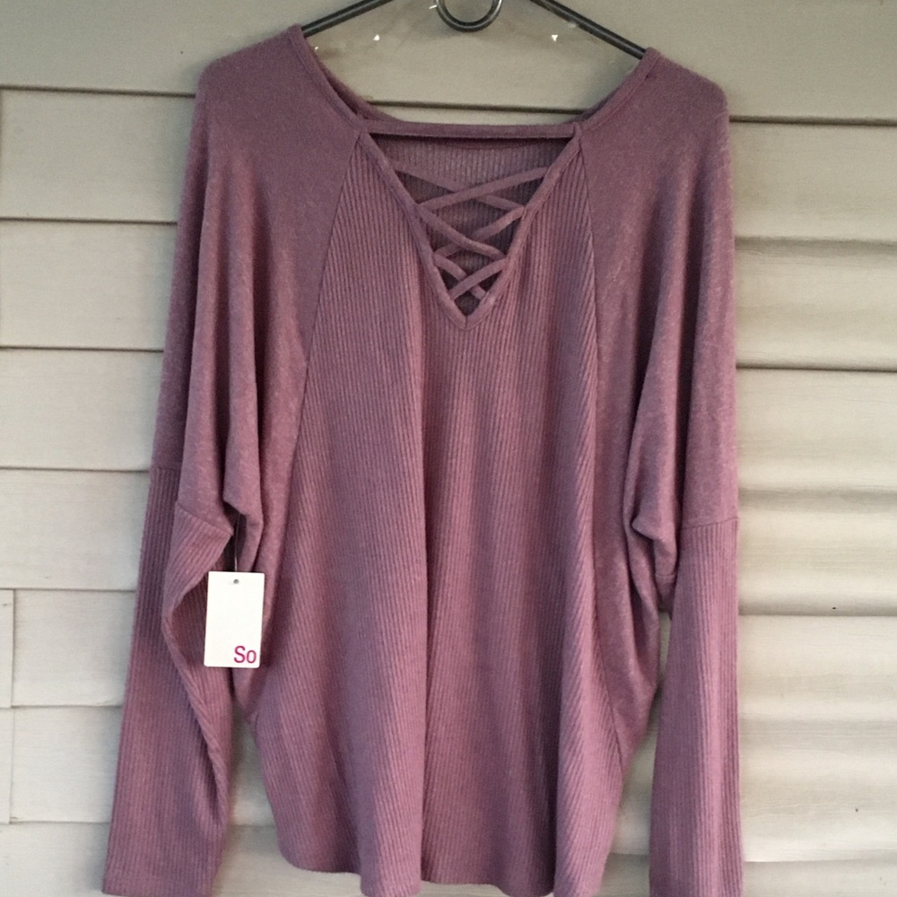 Woman’s long sleeve top